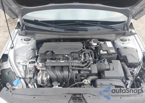 2021 Hyundai Elantra Sel from USA, damaged, VIN 5NPLM4AG0MH000402